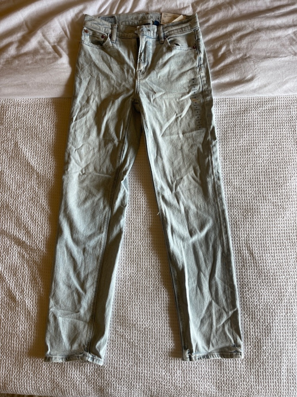 American Eagle Outfitters Light Wash Skinny Jeans